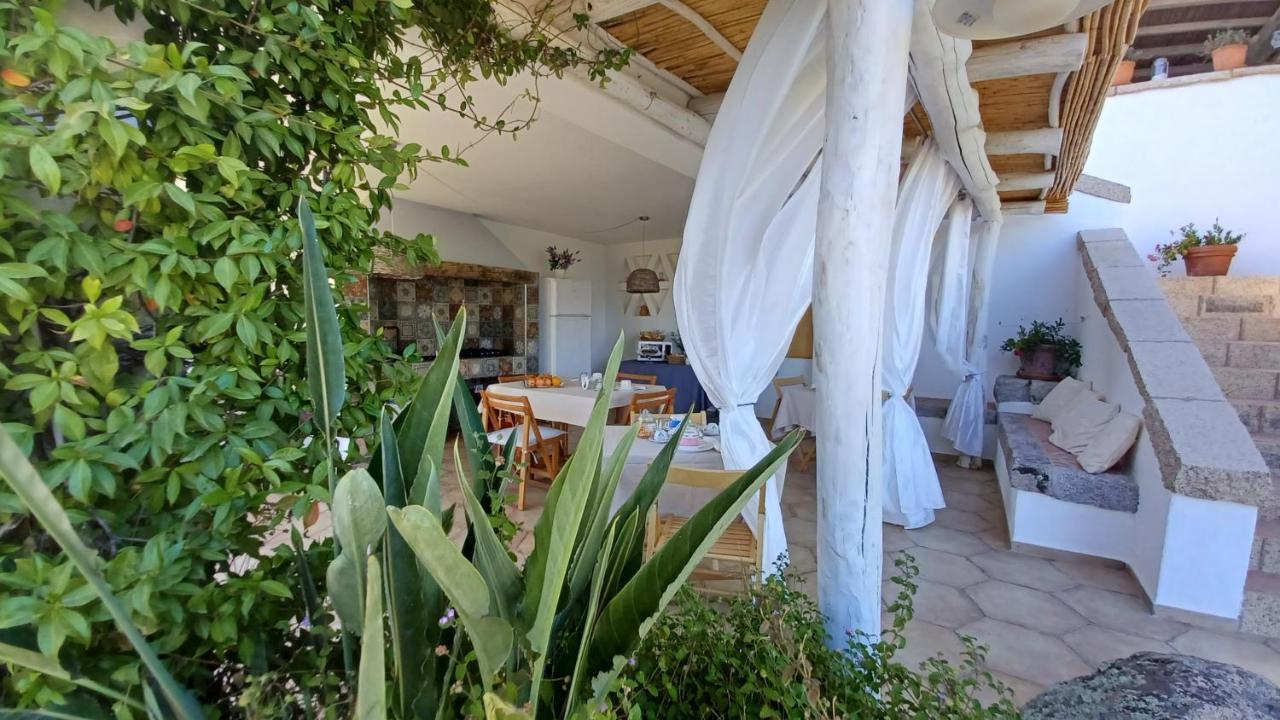 Li Petri Manni Acomodação com café da manhã Olbia Exterior foto
