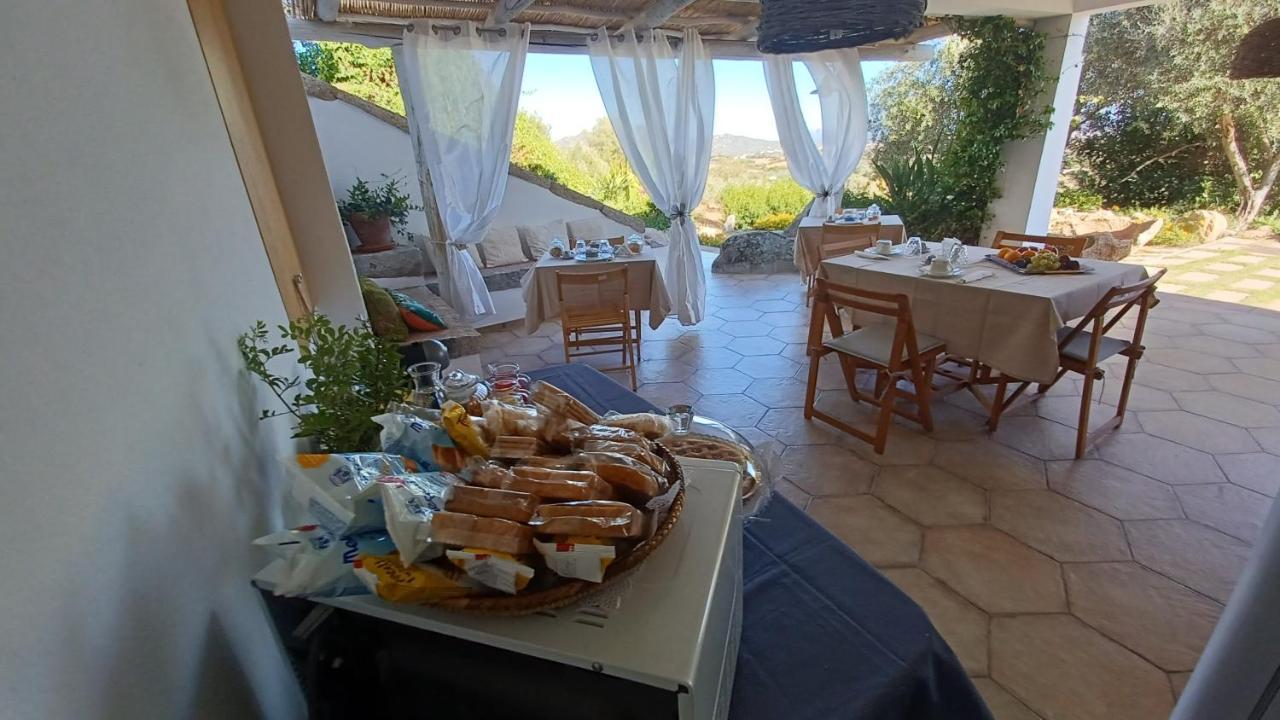 Li Petri Manni Acomodação com café da manhã Olbia Exterior foto