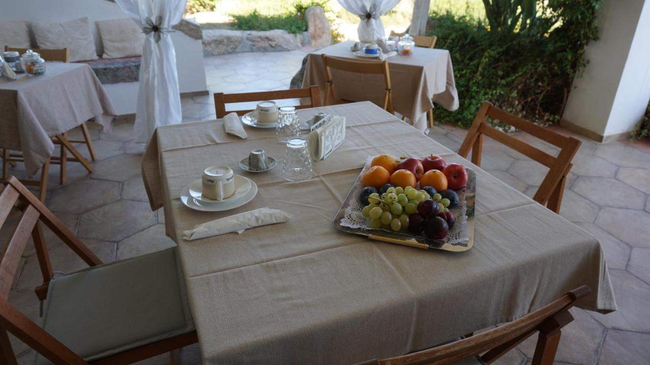 Li Petri Manni Acomodação com café da manhã Olbia Exterior foto